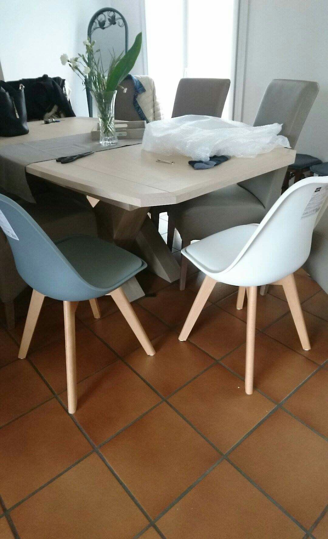 Nordic chic chaise scandinave