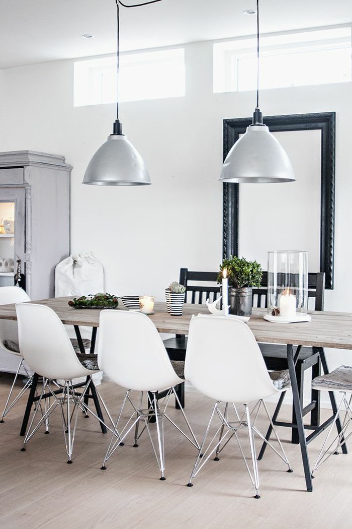 Table scandinave contemporaine