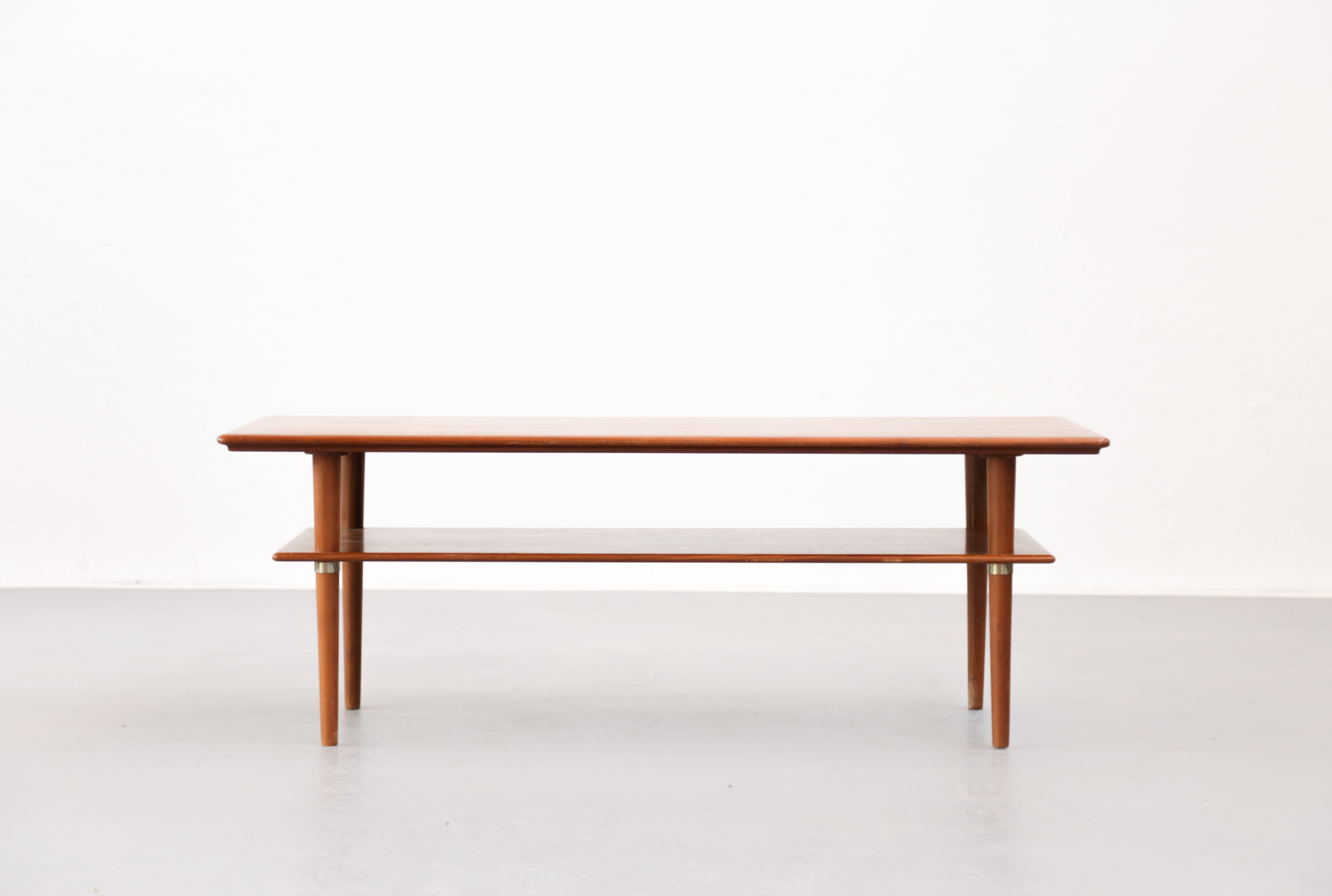 Table scandinave ancienne