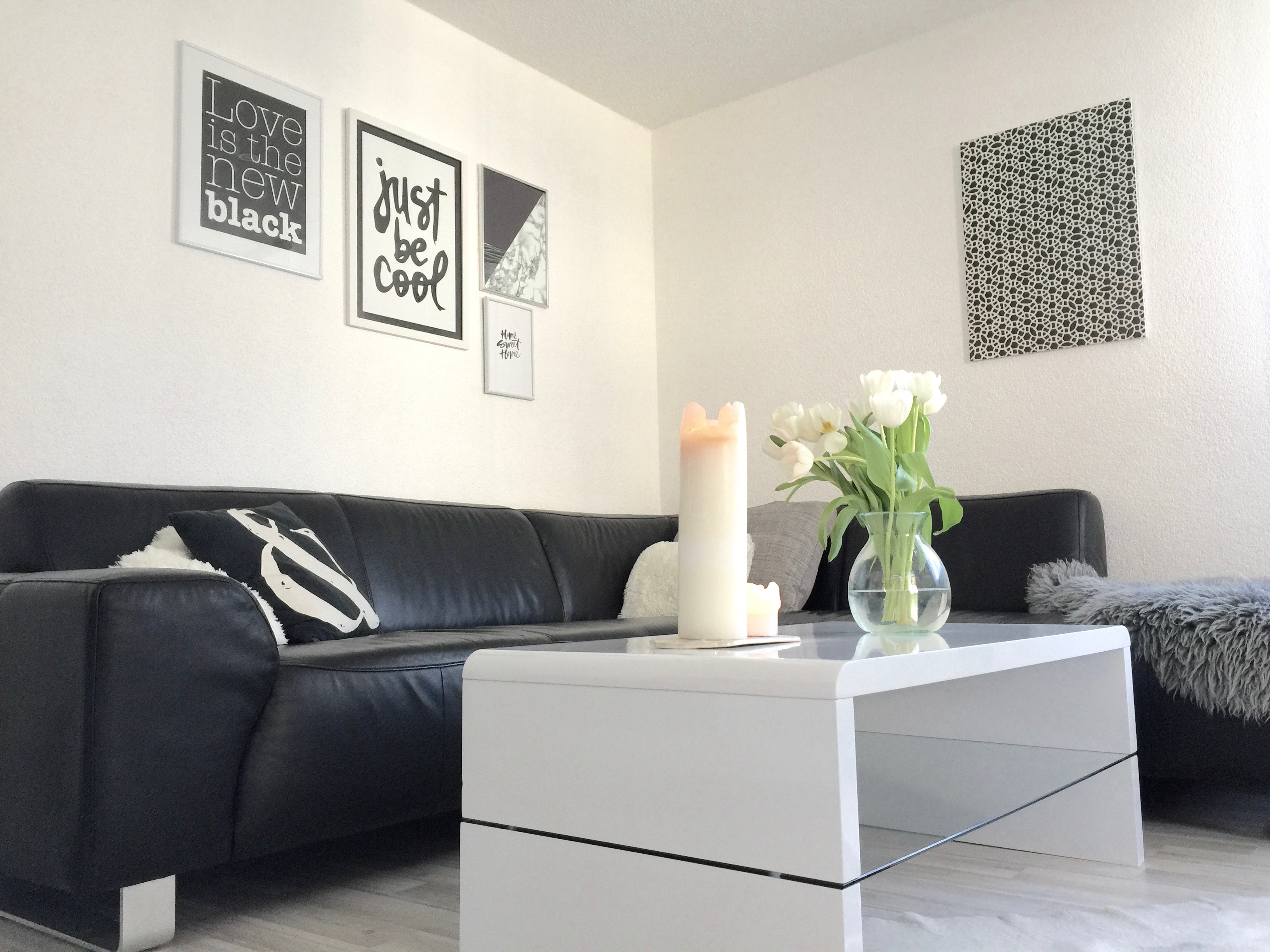 Deco scandinave noir et blanc salon