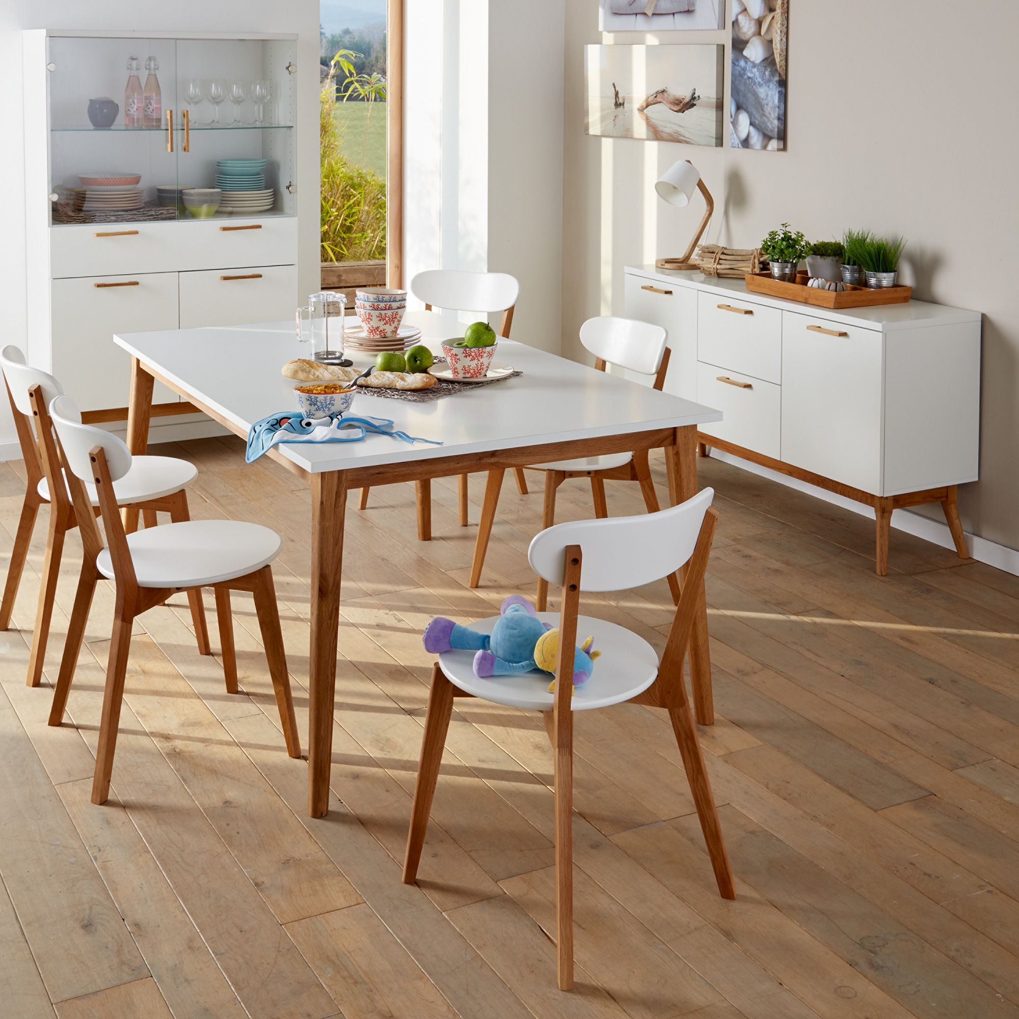Table de cuisine scandinave bois