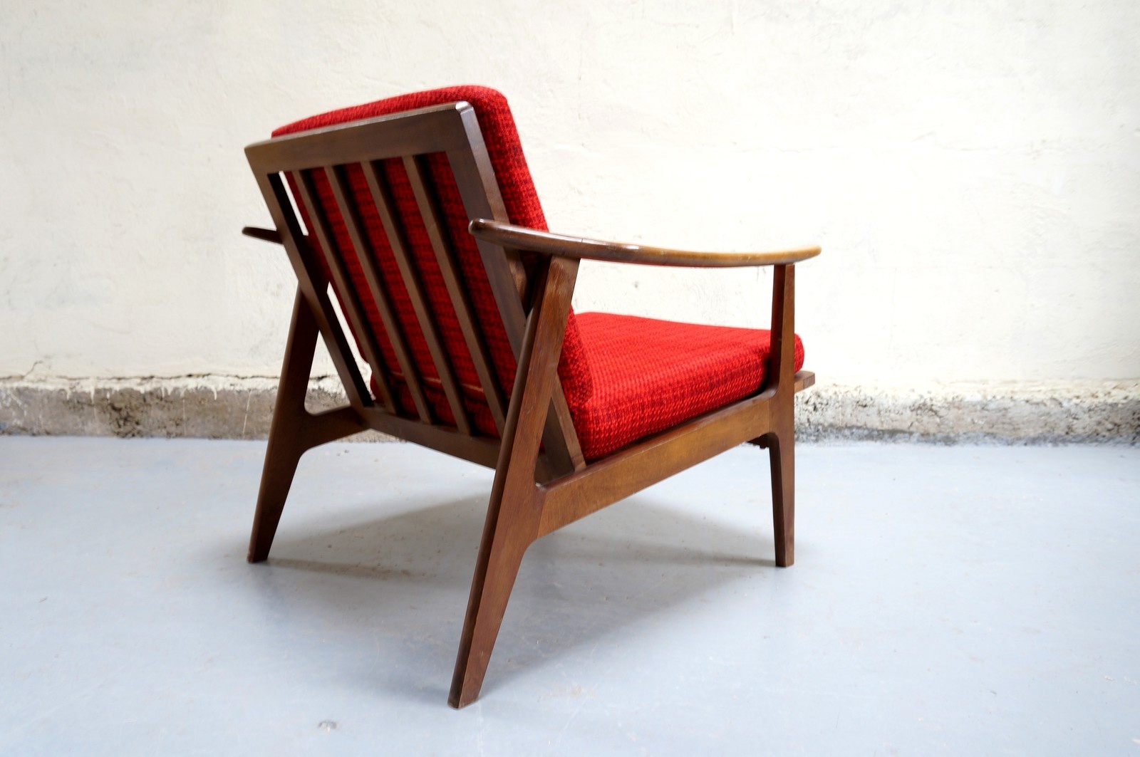 Chaise scandinave années 50