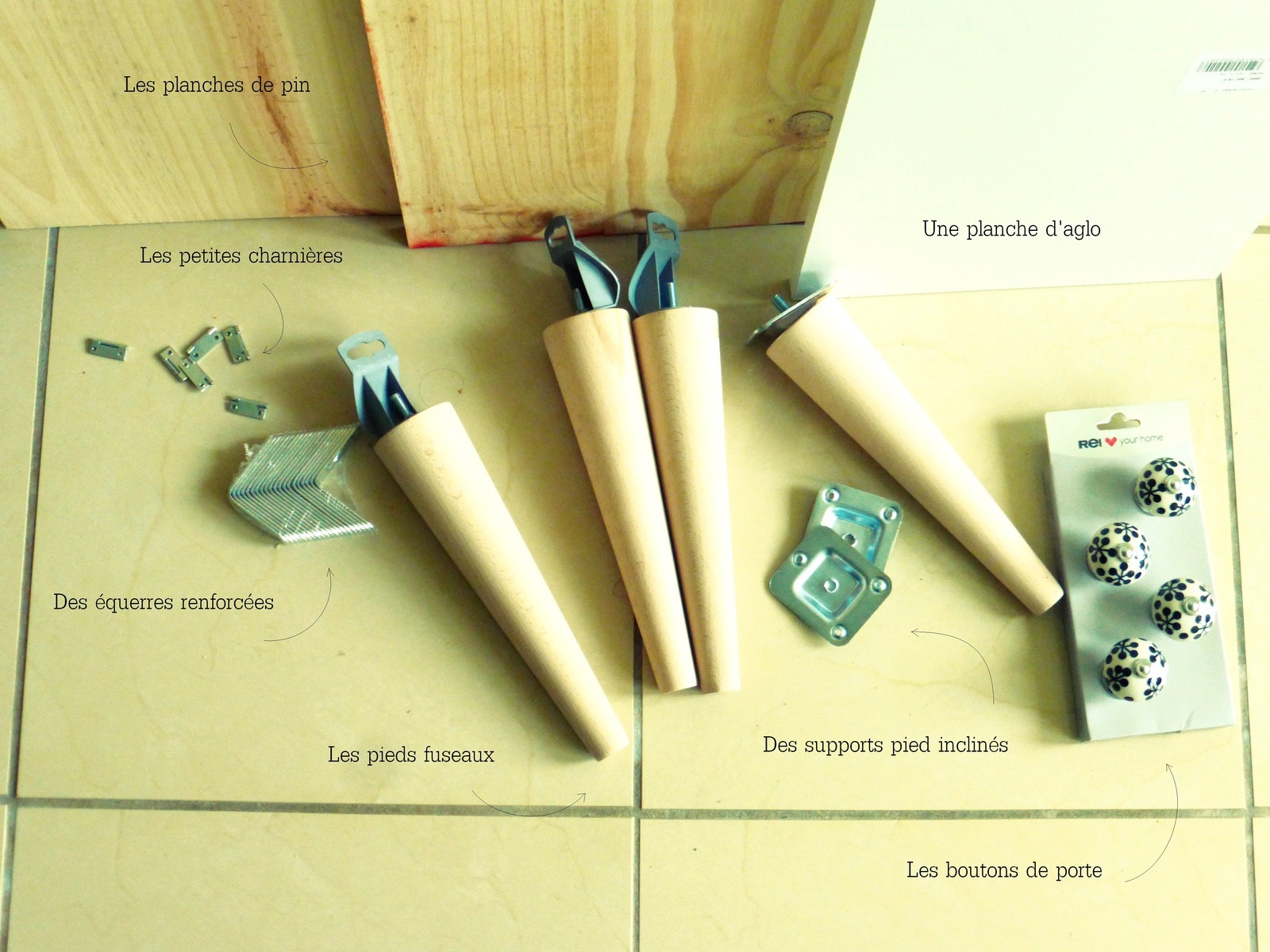 Pied bois meuble scandinave