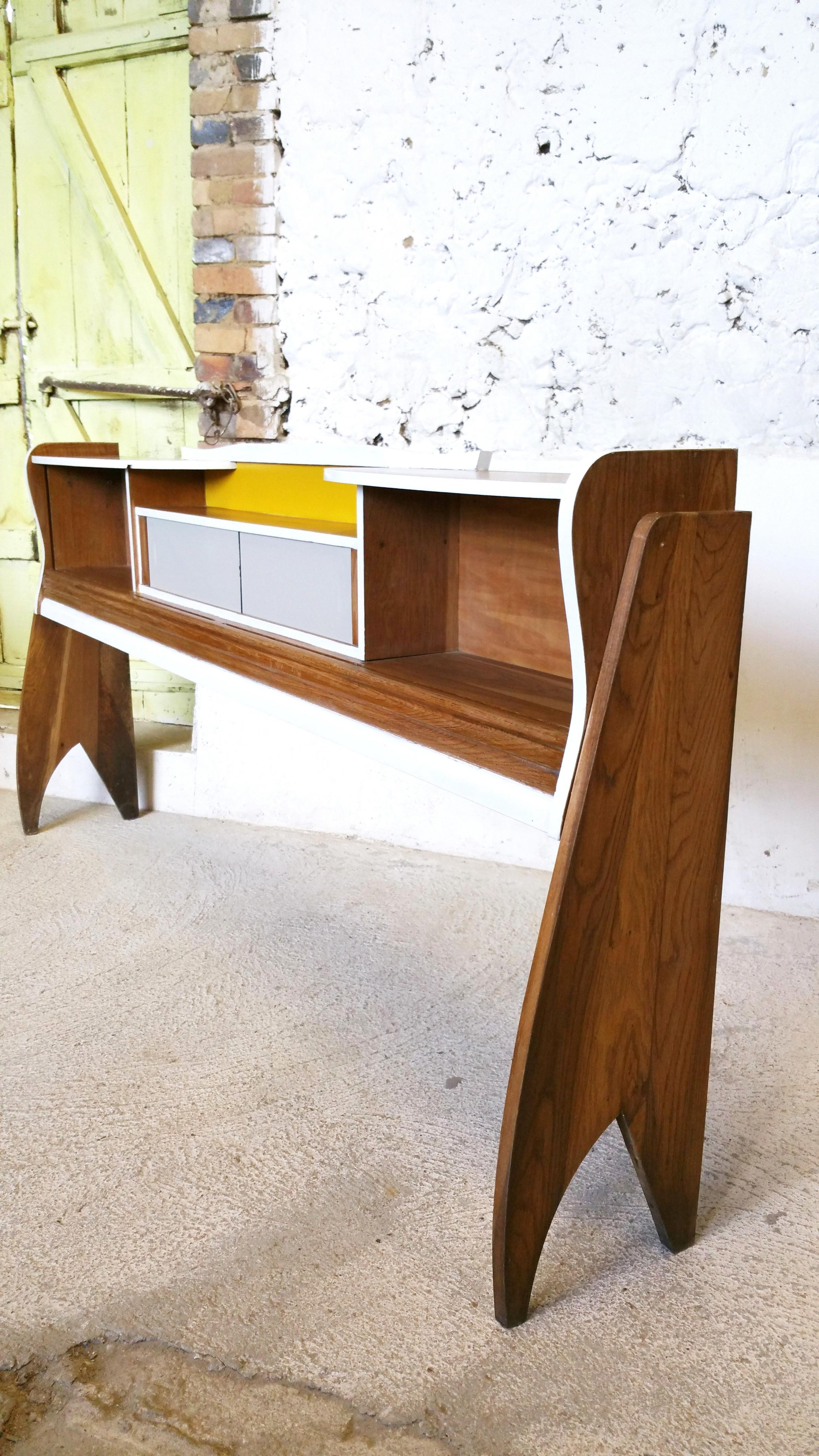 Vieux meuble scandinave