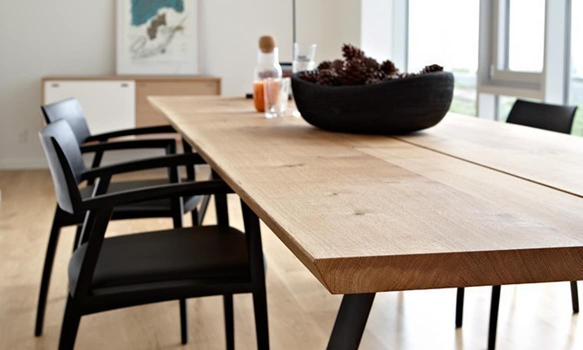 Table repas design scandinave