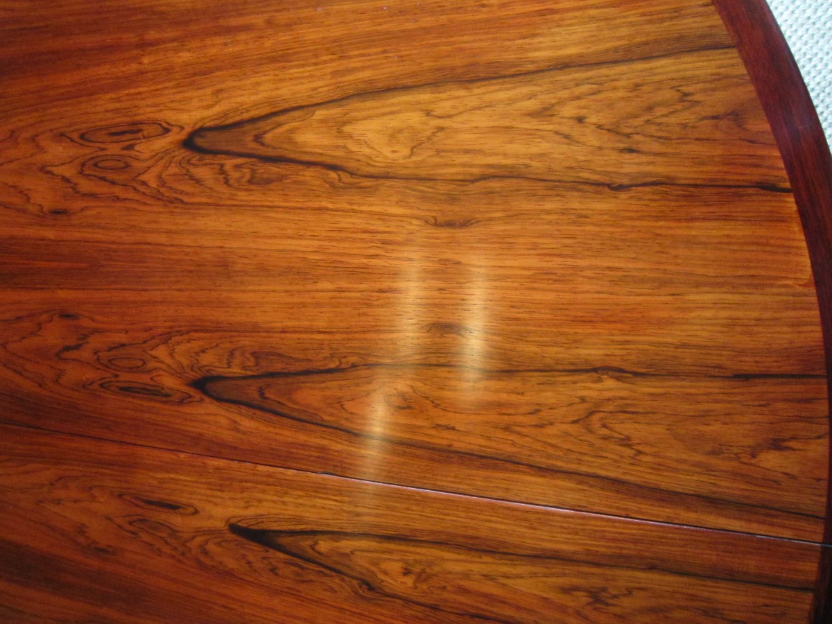 Table scandinave moller