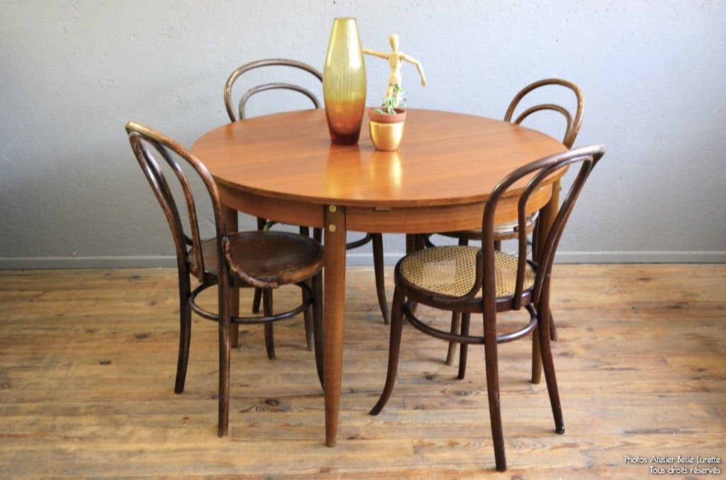 Table scandinave vintage ronde