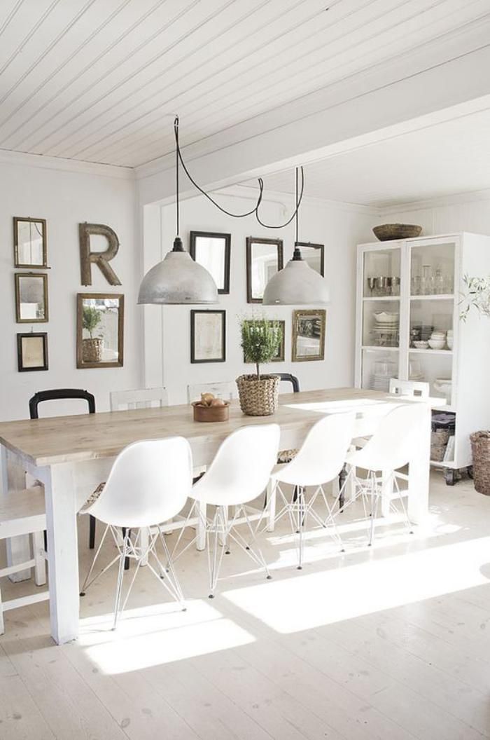 Grande table scandinave
