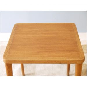 Table vintage scandinave