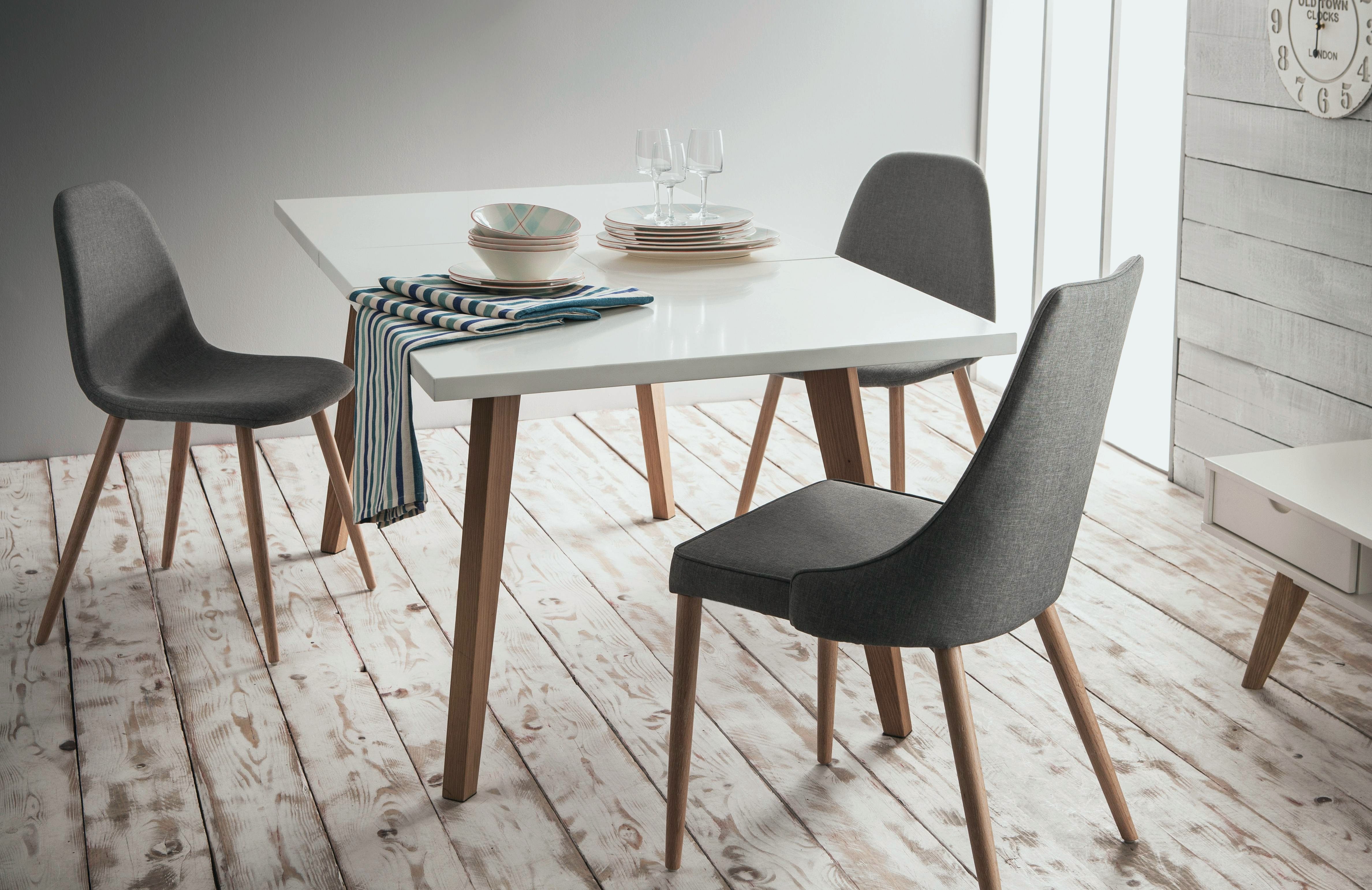 Table repas style scandinave