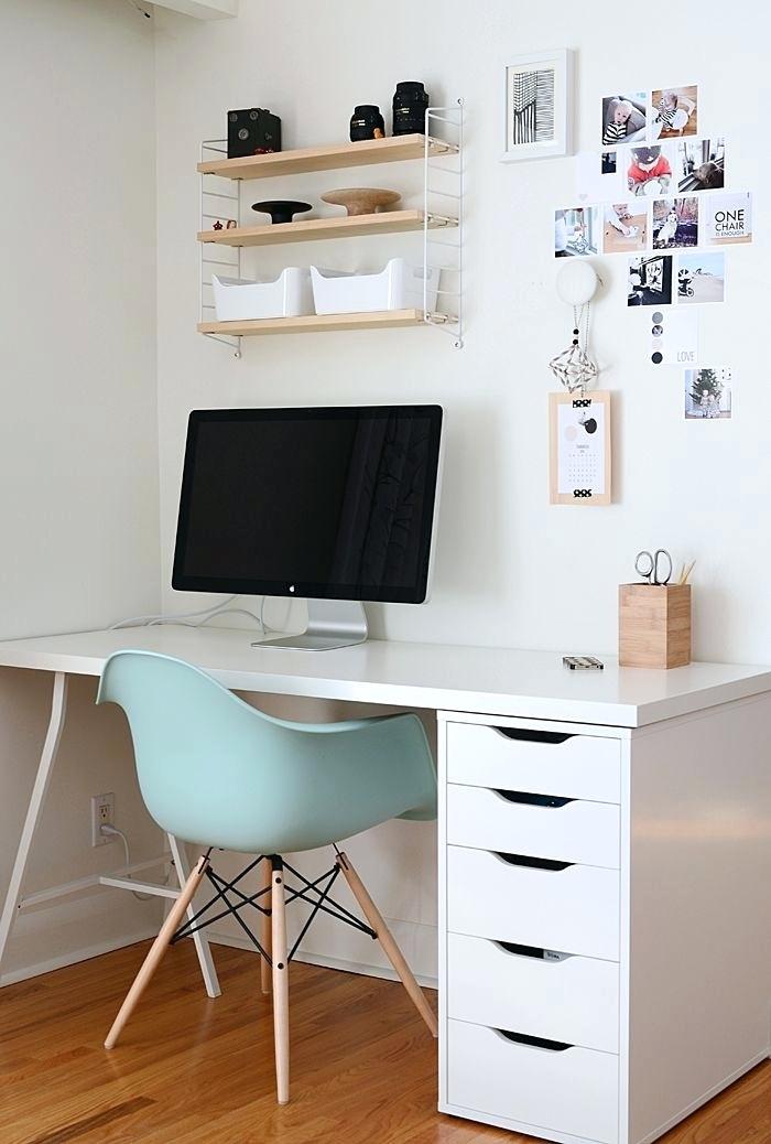 Ikea table chevet scandinave