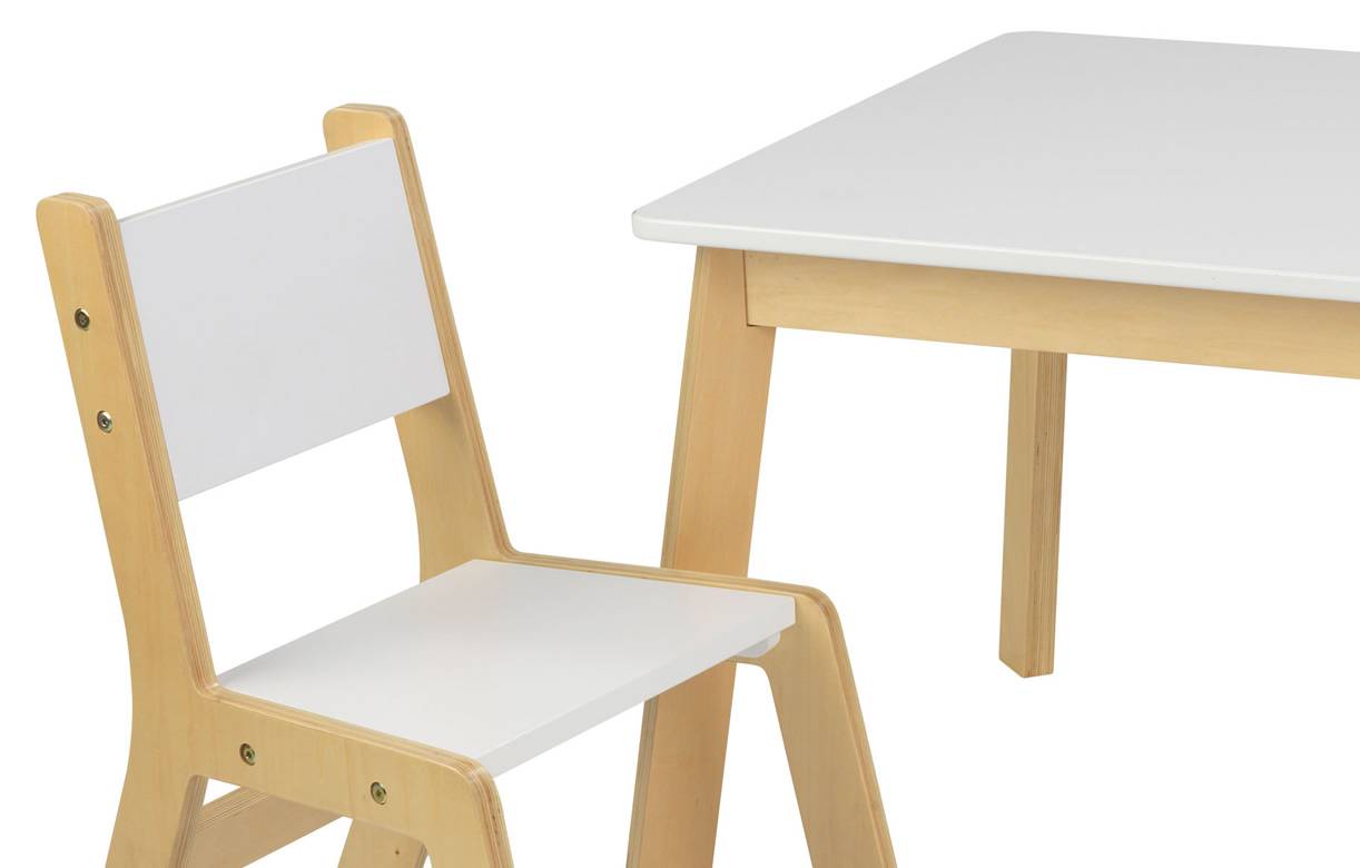 Table enfant style scandinave