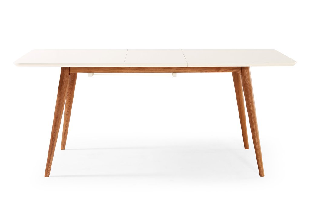 Table a manger scandinave