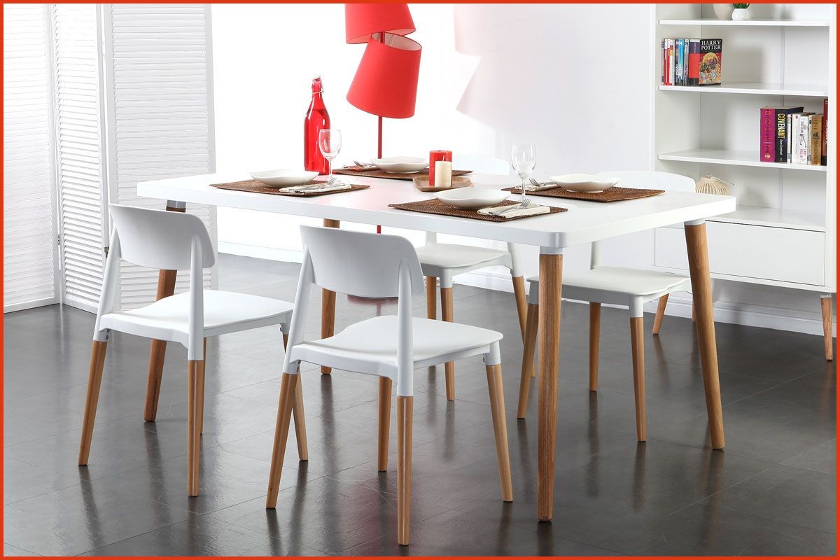 Table de salle a manger design scandinave