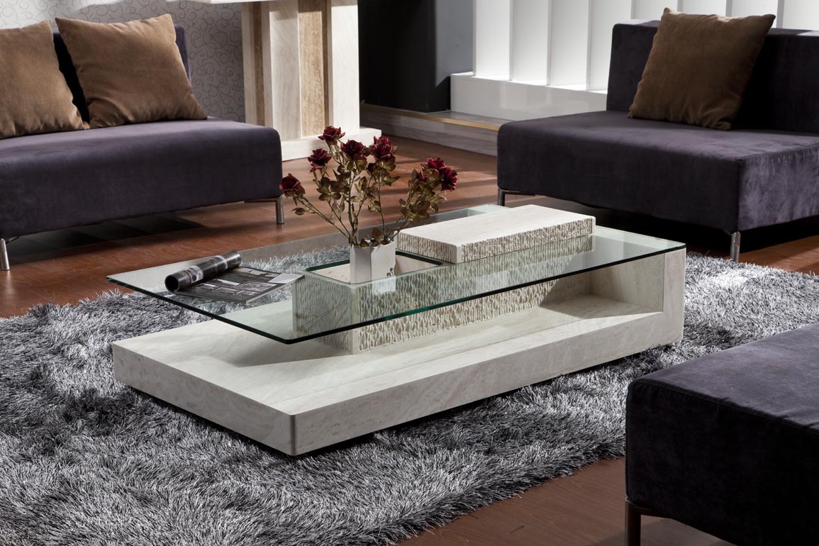 Table basse en verre et pied en pierre