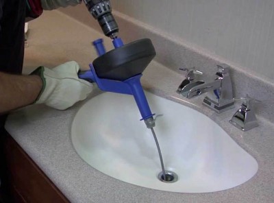 Nettoyer canalisation evier