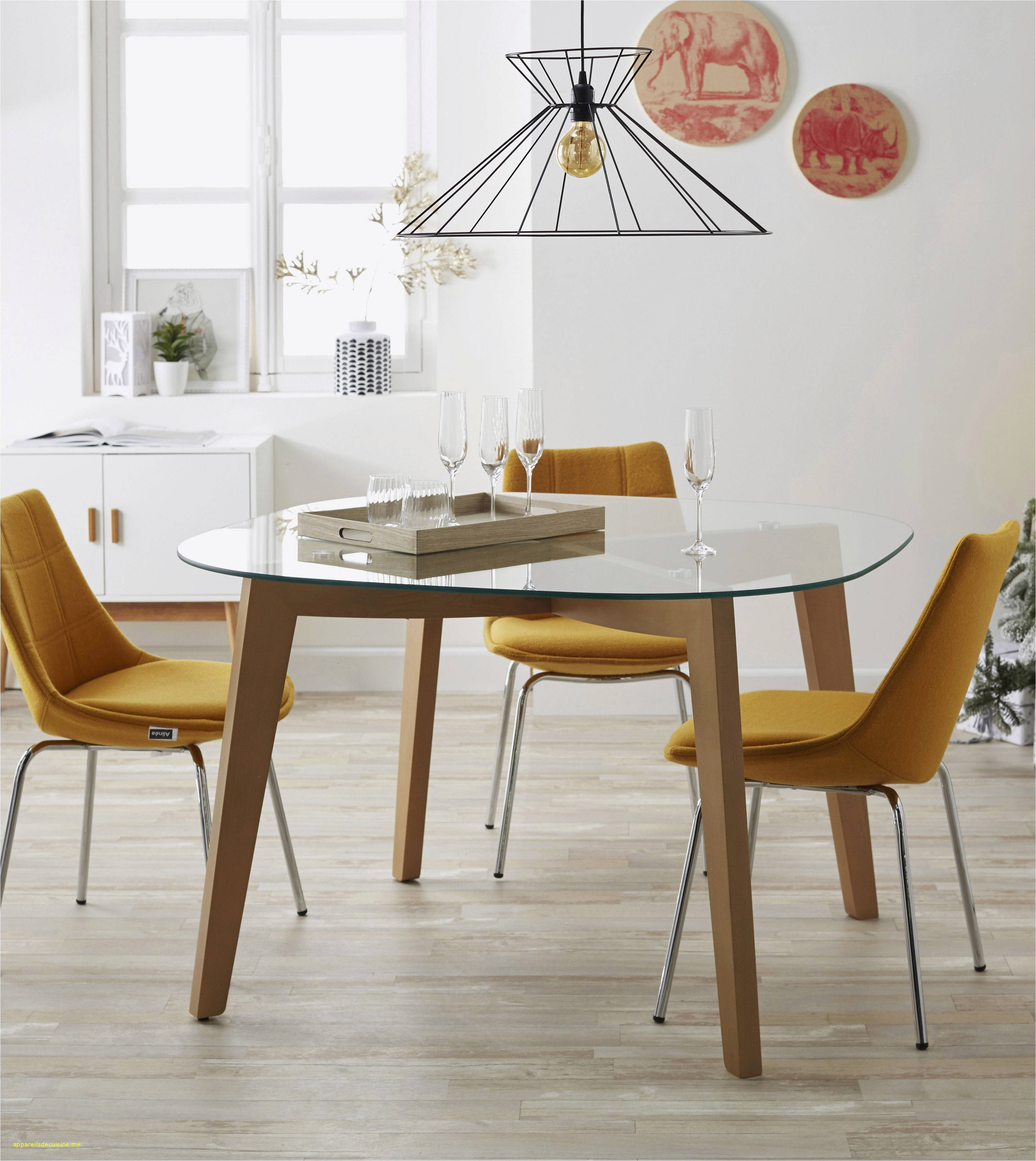 Table look scandinave