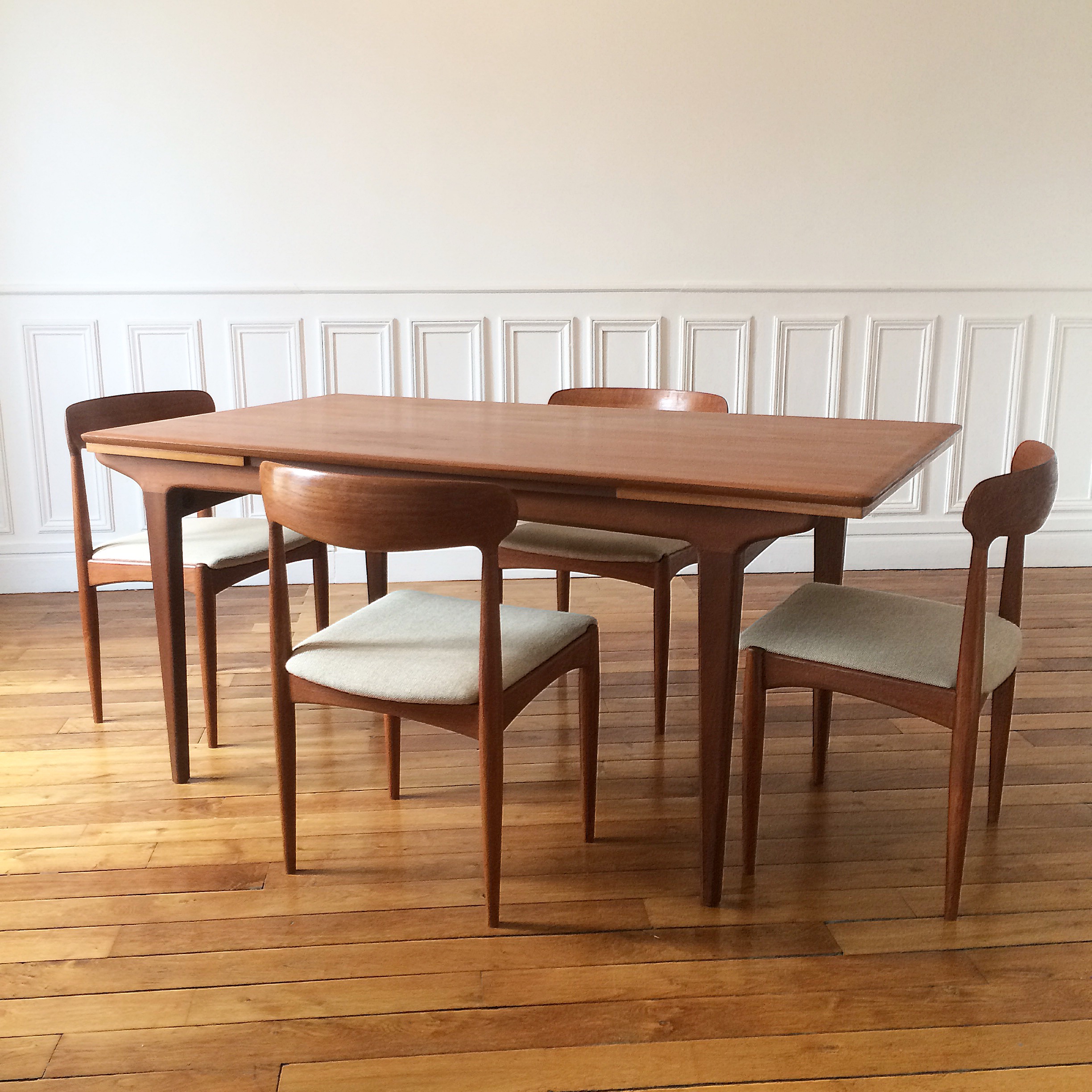 Table scandinave lb