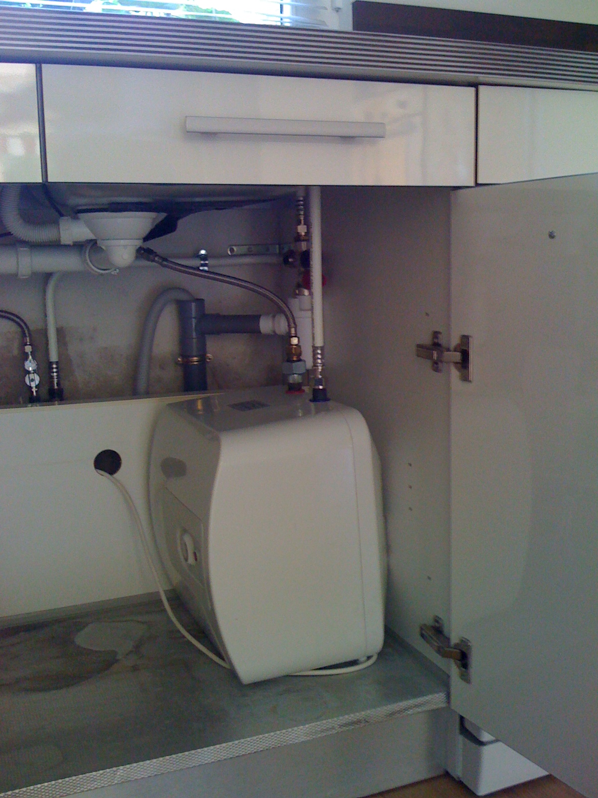 Chauffe eau sous evier 30l