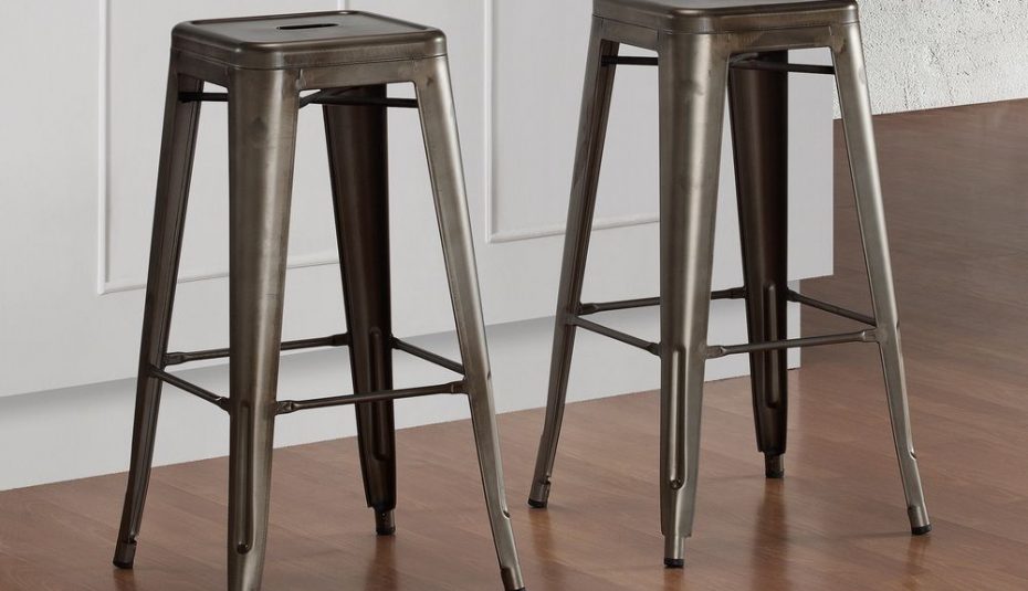 Tabouret a vis chez but