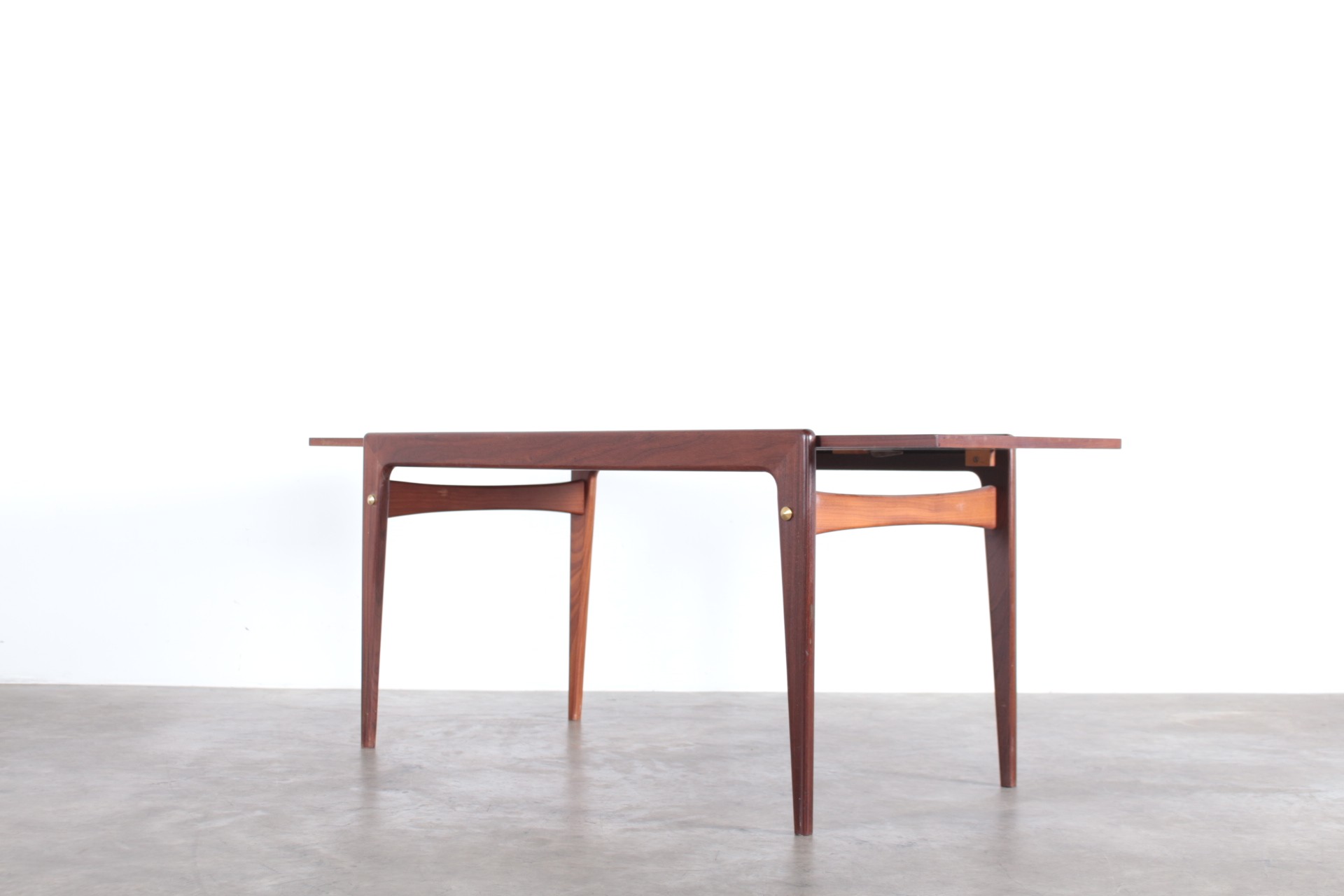 Table basse vintage style scandinave