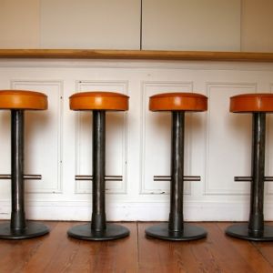 Tabouret de bar vintage industriel